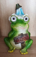 Sitting frog w/ solar eyes 20cm