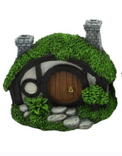 Load image into Gallery viewer, Fairy Garden Hobbit House 9cm
